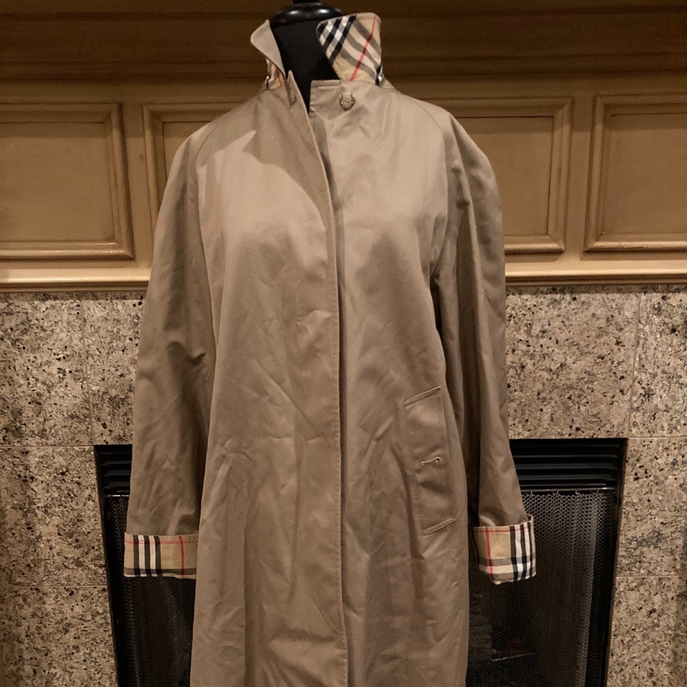 Burberry Women's Trench Raincoat